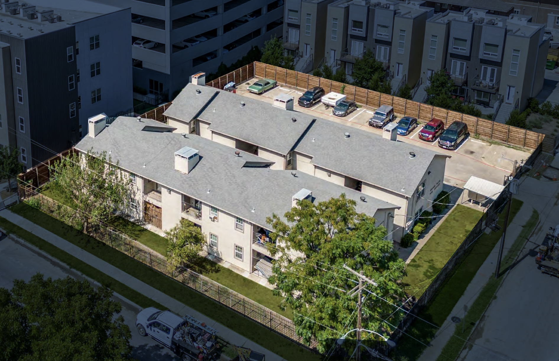 Aerial image of the 20-unit Dallas multifamily project from the RE101 source collection